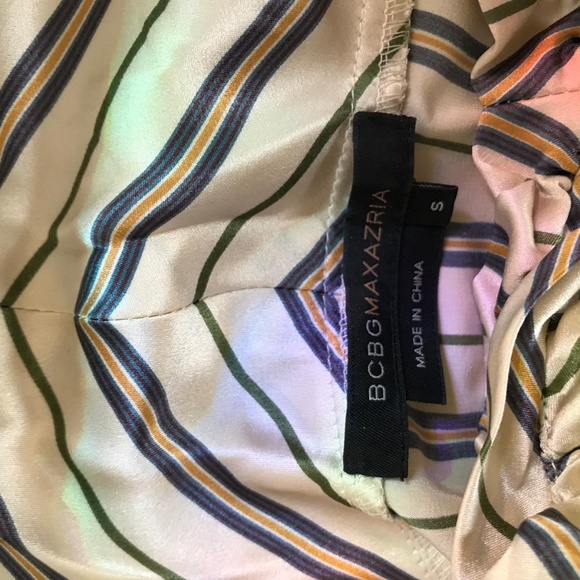 💜Silk BCBG striped top - Picture 3 of 3